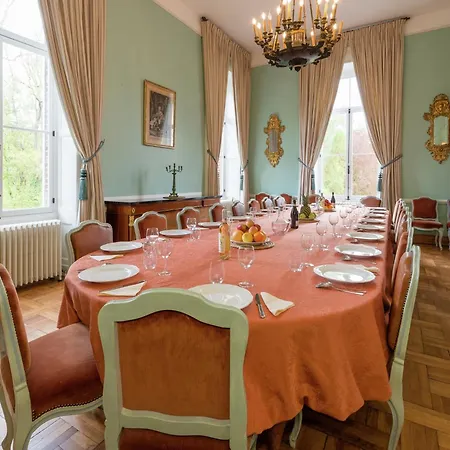 度假居 Beautiful Manor House In A Park Near Rochefort Forrieres