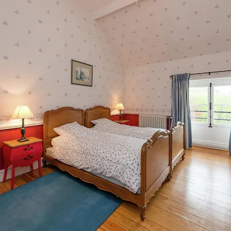 Beautiful Manor House In A Park Near Rochefort 度假居 Forrieres